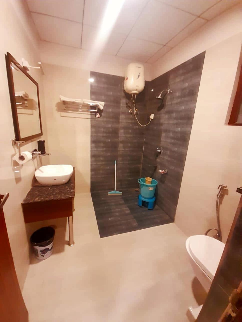 Bonfire Hostels Rishīkesh المظهر الخارجي الصورة