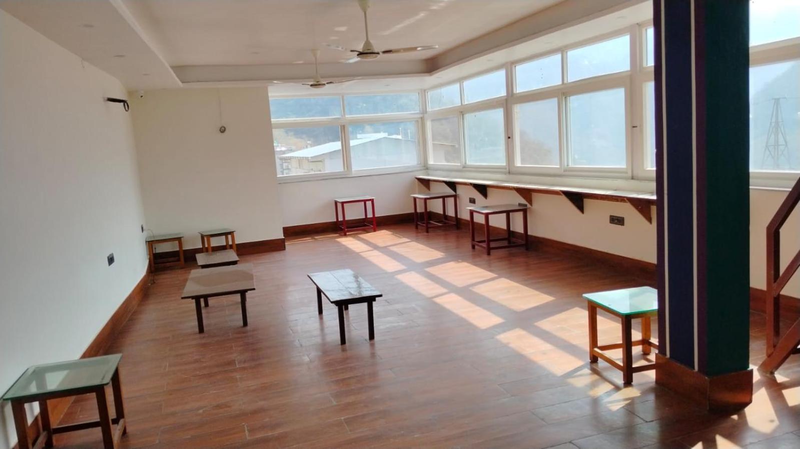 Bonfire Hostels Rishīkesh المظهر الخارجي الصورة
