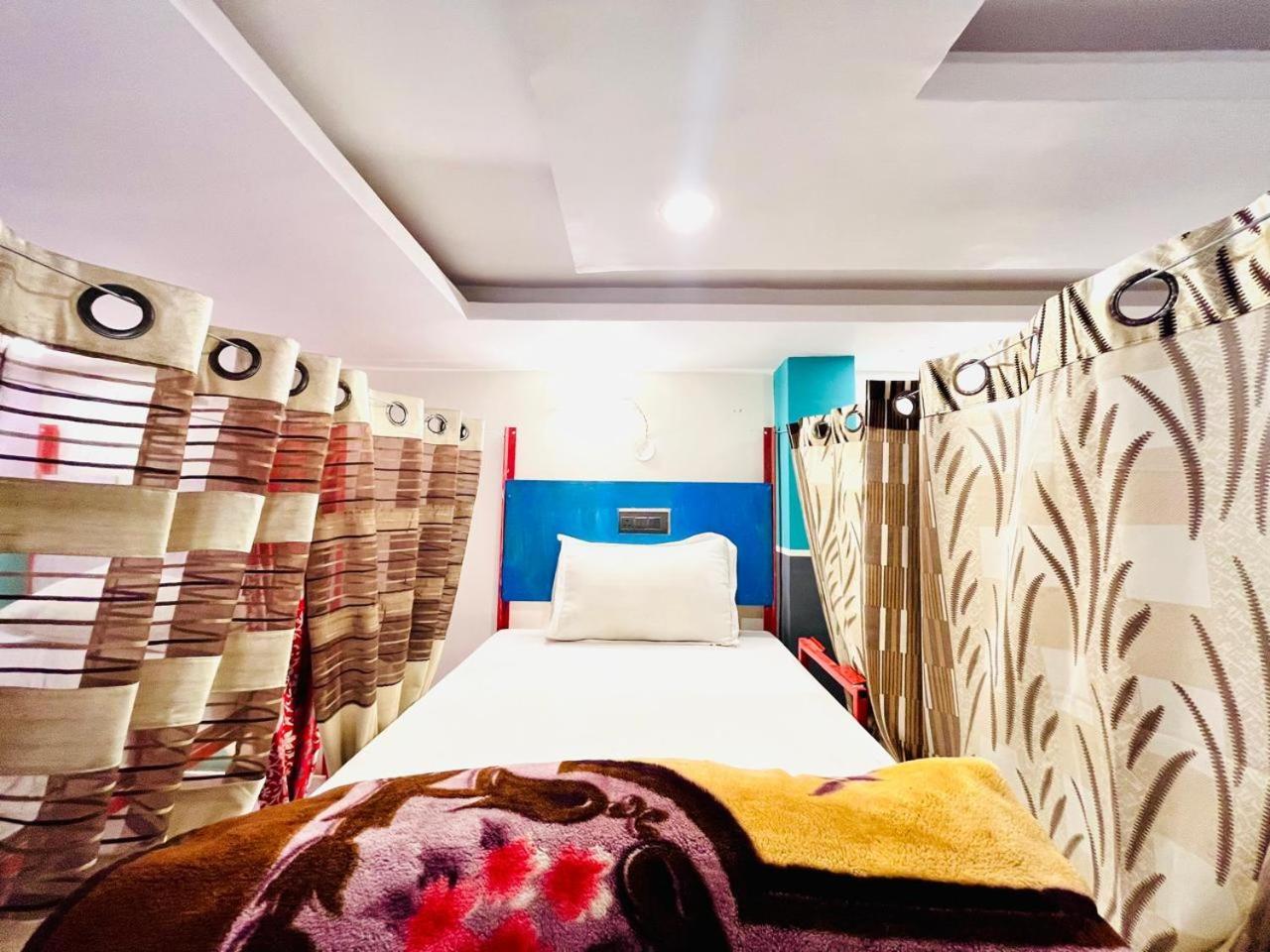 Bonfire Hostels Rishīkesh المظهر الخارجي الصورة