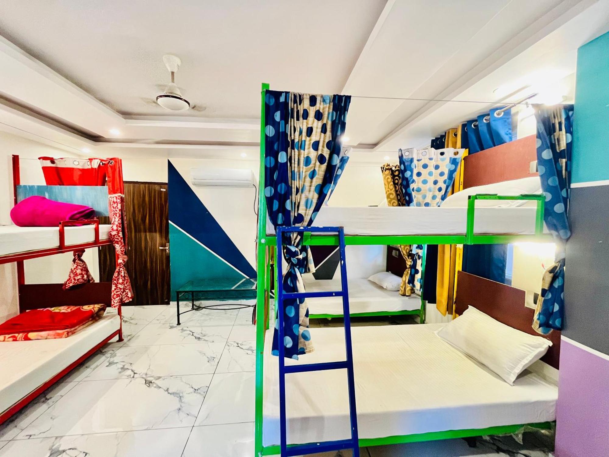 Bonfire Hostels Rishīkesh المظهر الخارجي الصورة